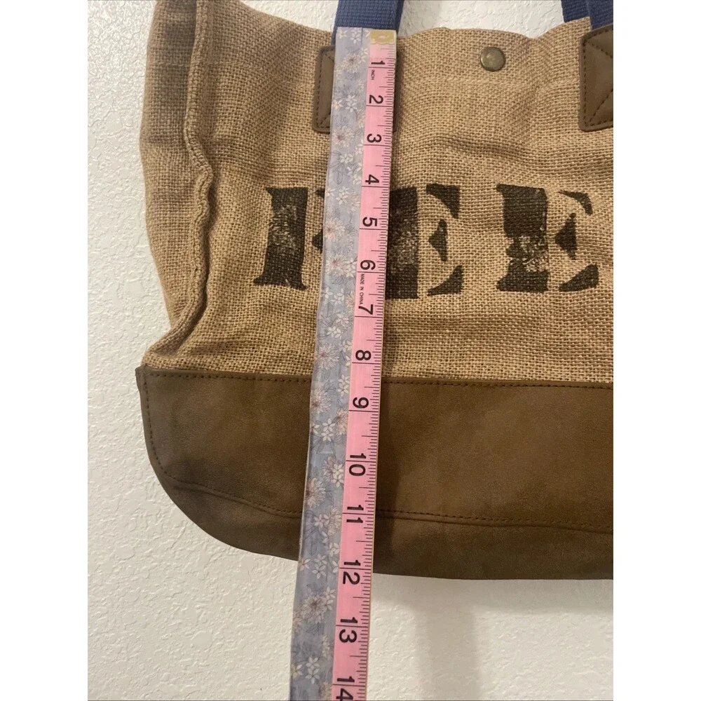 Feed see photos